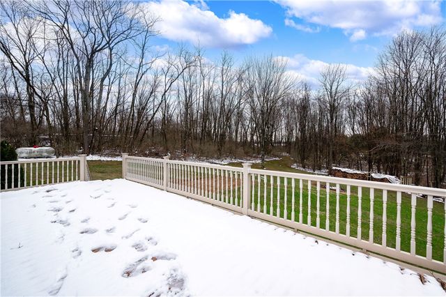 234 cherry blossom, Connoquenessing Twp, PA 16033