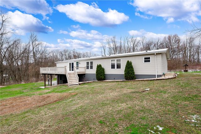 234 cherry blossom, Connoquenessing Twp, PA 16033