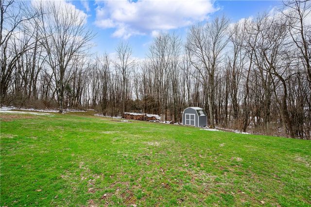 234 cherry blossom, Connoquenessing Twp, PA 16033