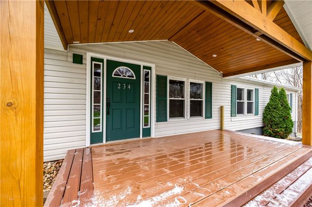 234 cherry blossom, Connoquenessing Twp, PA 16033