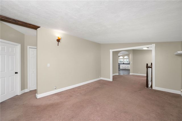 234 cherry blossom, Connoquenessing Twp, PA 16033