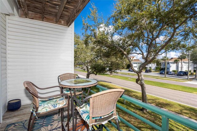 320 ISLAND WAY 605, Clearwater Beach, FL 33767