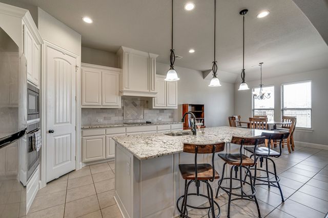 3351 Makala Drive, Midlothian, TX 76065