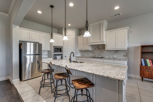 3351 Makala Drive, Midlothian, TX 76065