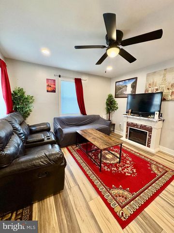 102 OVAL CIR, Wilmington, DE 19801