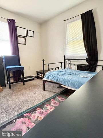 102 OVAL CIR, Wilmington, DE 19801