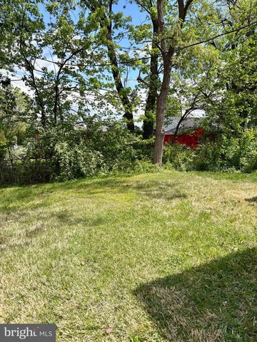 102 OVAL CIR, Wilmington, DE 19801