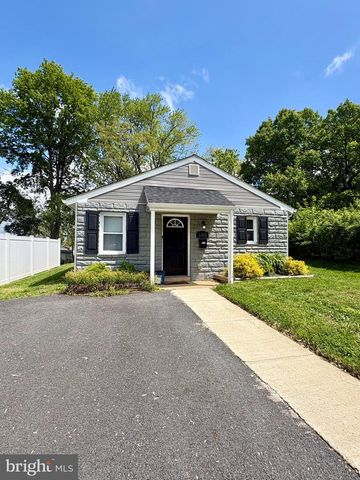 102 OVAL CIR, Wilmington, DE 19801