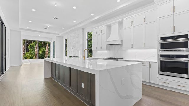 13314 Artisan Circle, Palm Beach Gardens, FL 33418