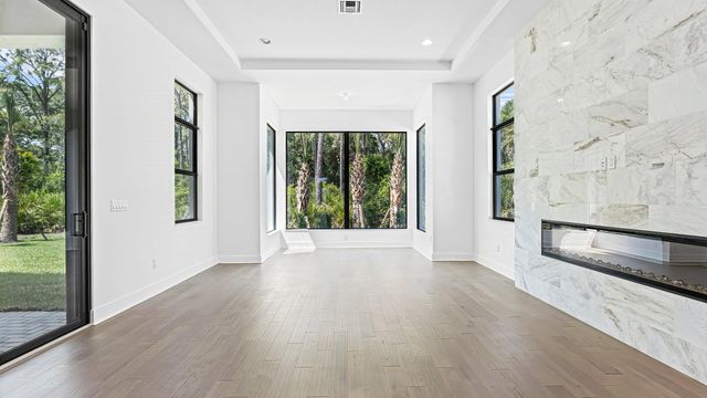 13314 Artisan Circle, Palm Beach Gardens, FL 33418