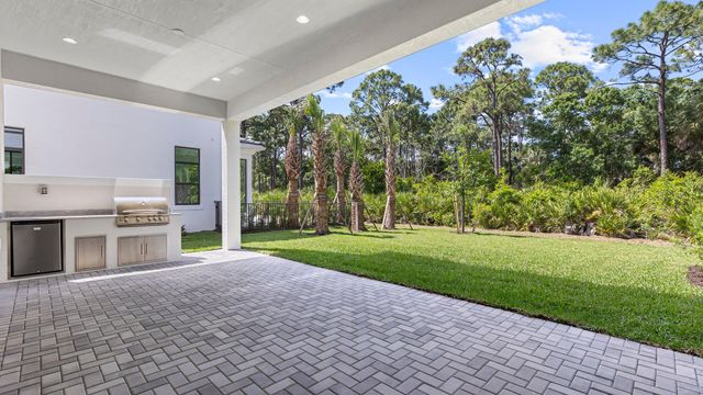 13314 Artisan Circle, Palm Beach Gardens, FL 33418