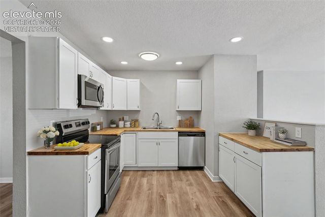 4416 S Chamberlin Drive, Colorado Springs, CO 80906