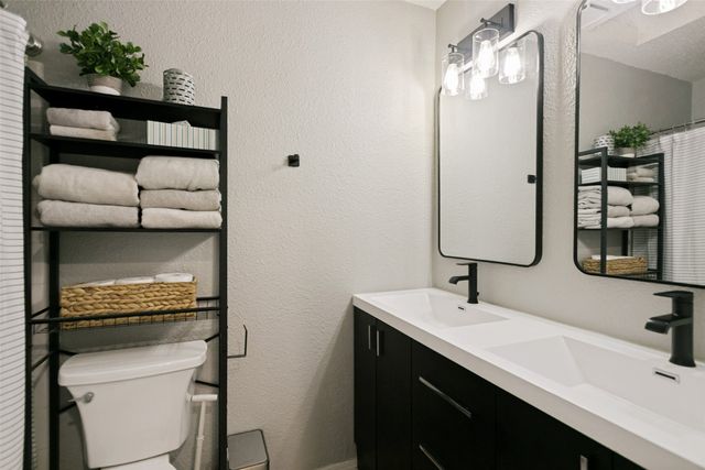 1300 Wyndham Drive, Wylie, TX 75098