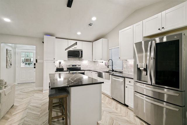1300 Wyndham Drive, Wylie, TX 75098