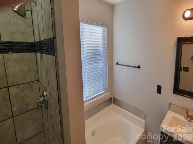 8418 Red Cypress Court, Charlotte, NC 28216