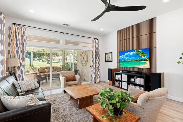 4836 Rolling Hills Avenue, Banning, CA 92220