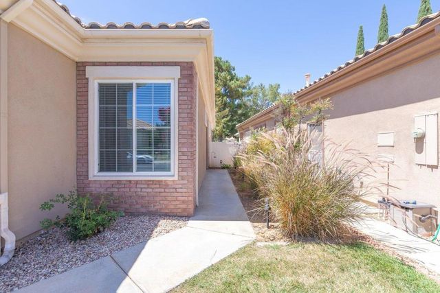 4836 Rolling Hills Avenue, Banning, CA 92220