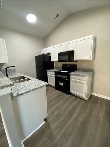 2704 Big Bend CT, Chesapeake, VA 23321