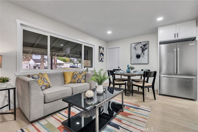 871 W 29th Street, San Bernardino, CA 92405