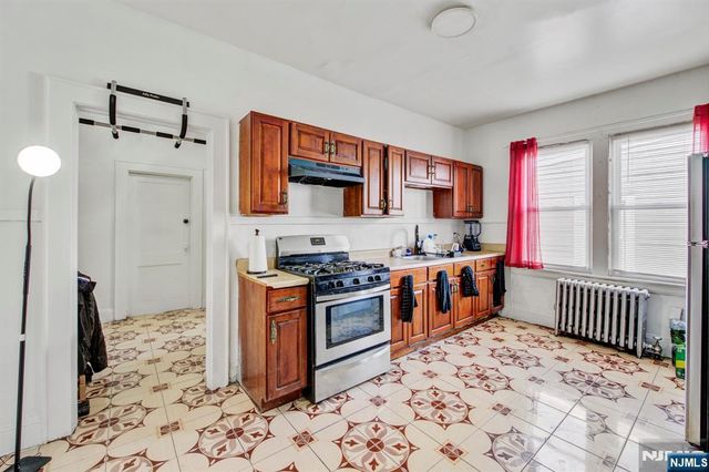 67-91 Stockman Place, Irvington, NJ 07111