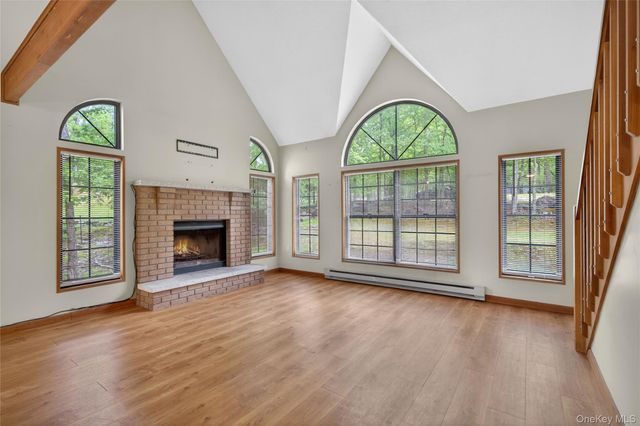 110 Ledgeview Drive, Other, PA 18428