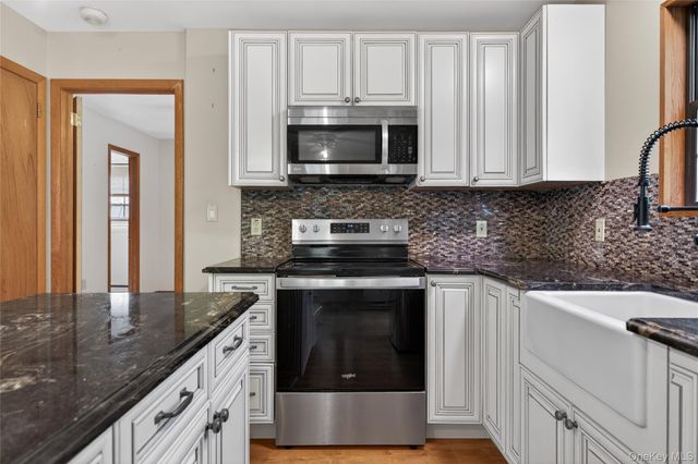 110 Ledgeview Drive, Other, PA 18428