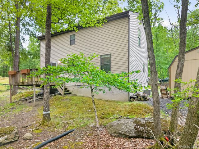 110 Ledgeview Drive, Other, PA 18428