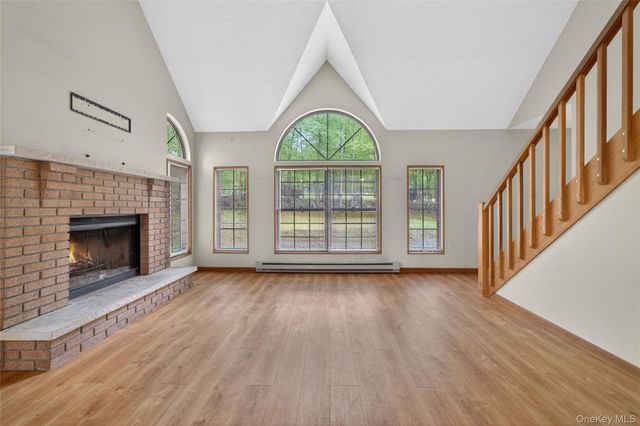 110 Ledgeview Drive, Other, PA 18428
