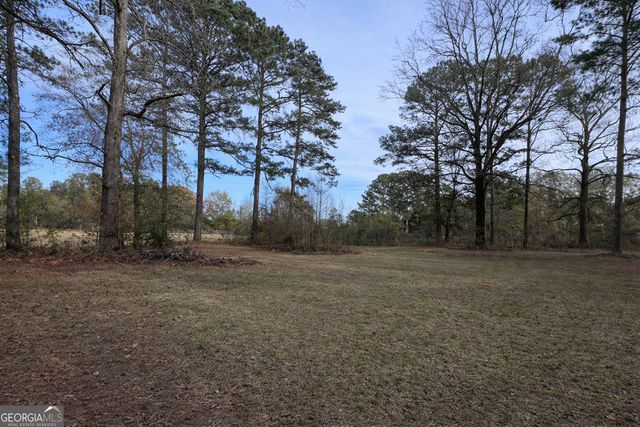 121 Worthy Road, Thomaston, GA 30286