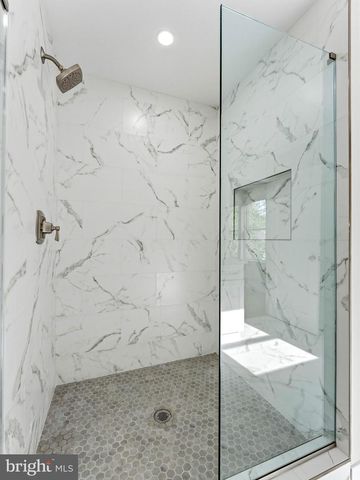 421 ALMONESSON RD, Blackwood, NJ 08012