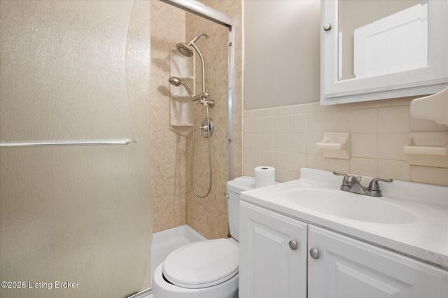 2455 Lindbergh Dr, Louisville, KY 40208