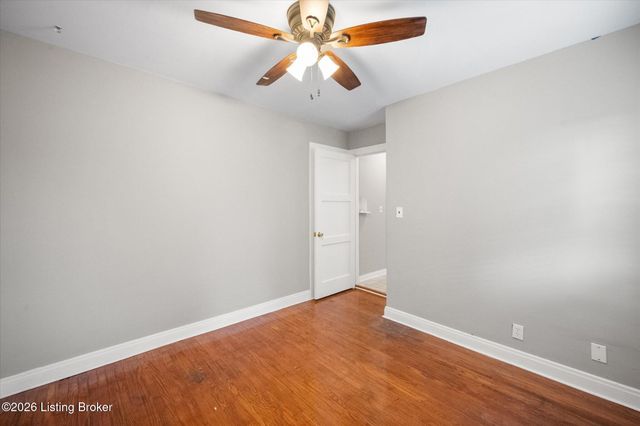 2455 Lindbergh Dr, Louisville, KY 40208