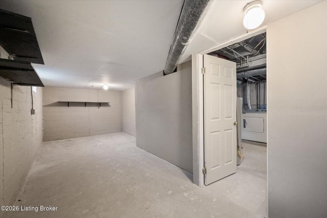 2455 Lindbergh Dr, Louisville, KY 40208