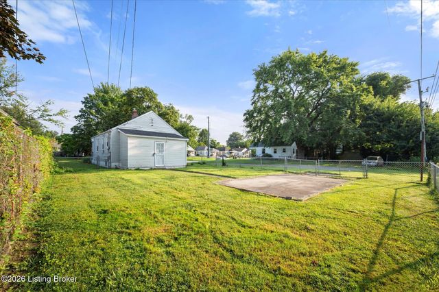 2455 Lindbergh Dr, Louisville, KY 40208