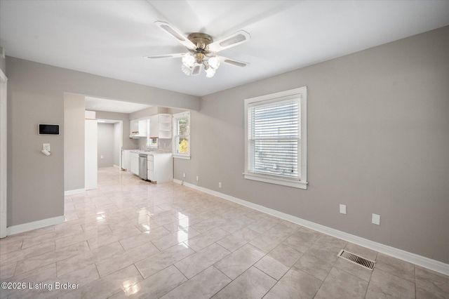 2455 Lindbergh Dr, Louisville, KY 40208
