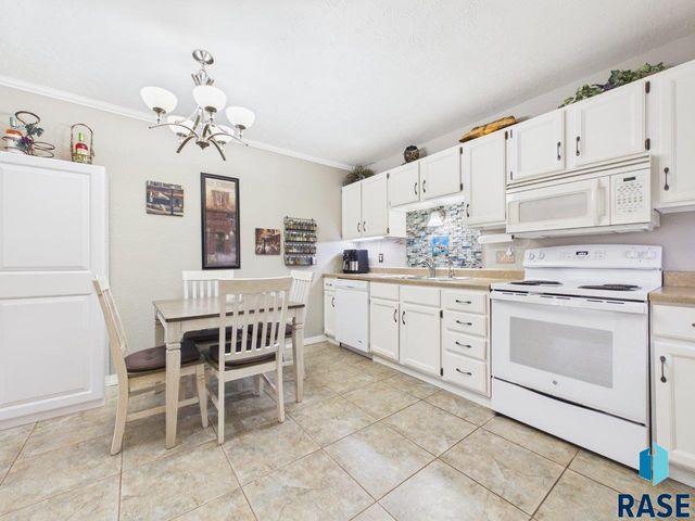 3712 S Terry Ave Avenue 203, Sioux Falls, SD 57106