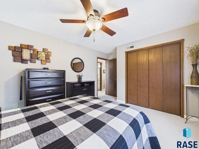 3712 S Terry Ave Avenue 203, Sioux Falls, SD 57106