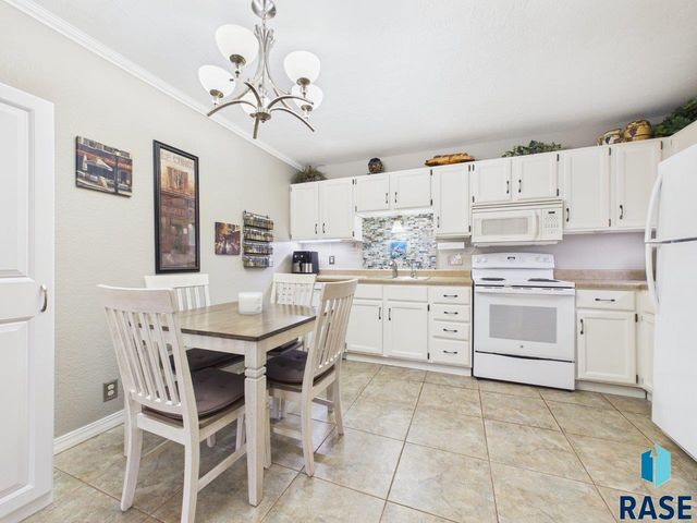 3712 S Terry Ave Avenue 203, Sioux Falls, SD 57106