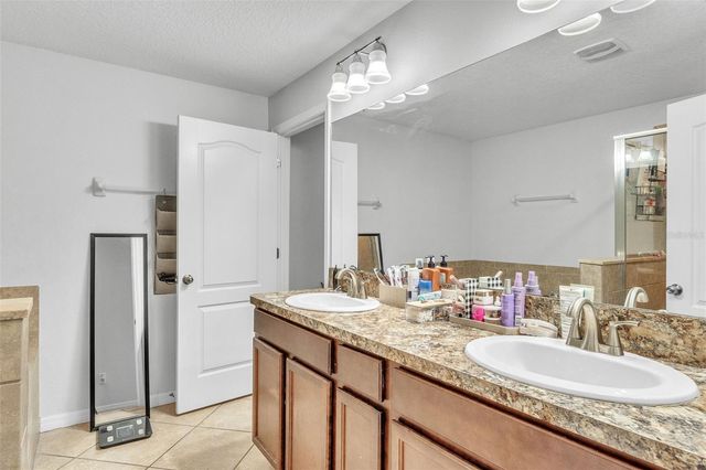 3256 RODRICK CIRCLE, Orlando, FL 32824