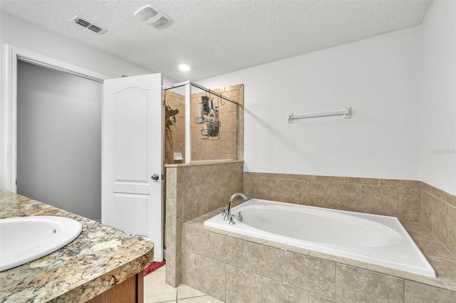 3256 RODRICK CIRCLE, Orlando, FL 32824