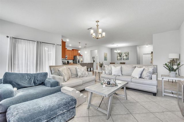 3256 RODRICK CIRCLE, Orlando, FL 32824