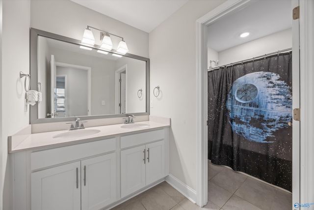 444 Summit Lakes Drive, Athens, AL 35613