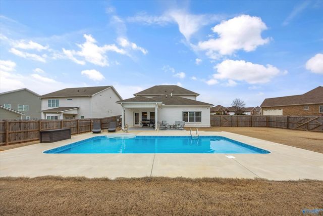 444 Summit Lakes Drive, Athens, AL 35613