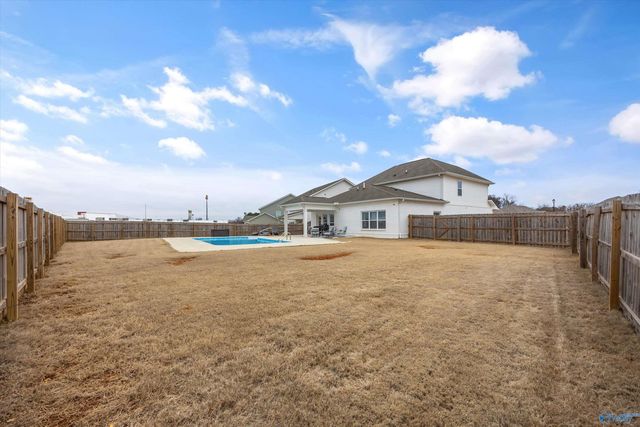 444 Summit Lakes Drive, Athens, AL 35613