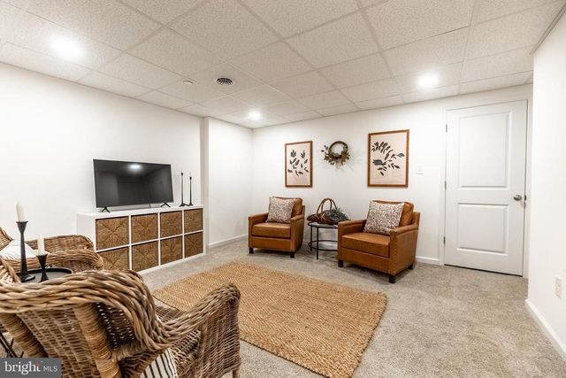 269 HOLSTEIN DR, Hanover, PA 17331