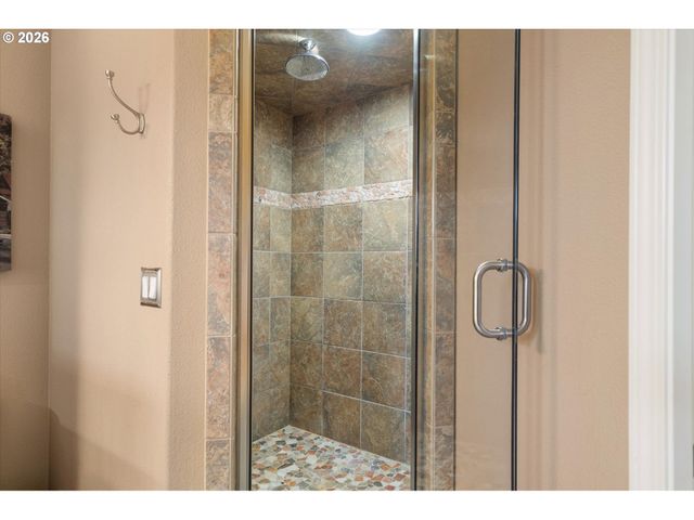 12412 Ne 45TH Ave, Vancouver, WA 98686