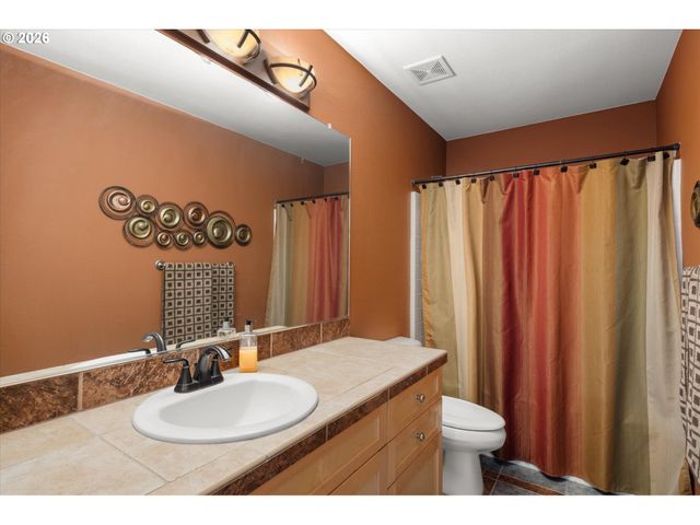 12412 Ne 45TH Ave, Vancouver, WA 98686