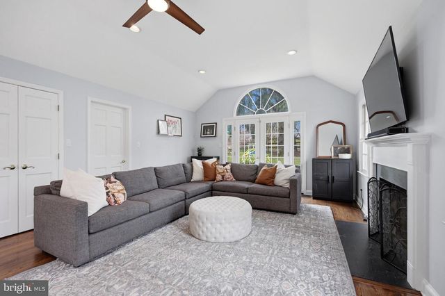 601 CEDAR LN, Villanova, PA 19085