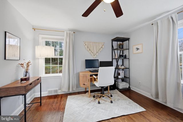 601 CEDAR LN, Villanova, PA 19085