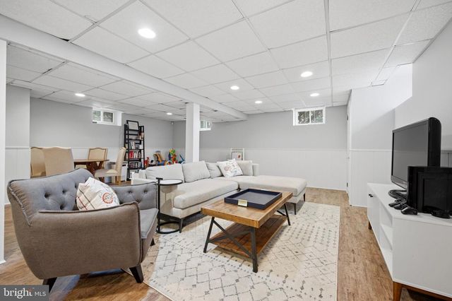 601 CEDAR LN, Villanova, PA 19085